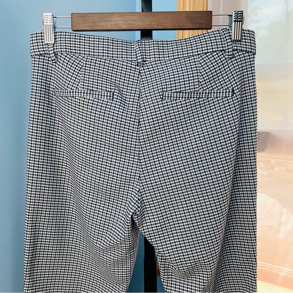 GAP Signature Skinny Blue and Black Plaid Pants - Picture 7 of 7